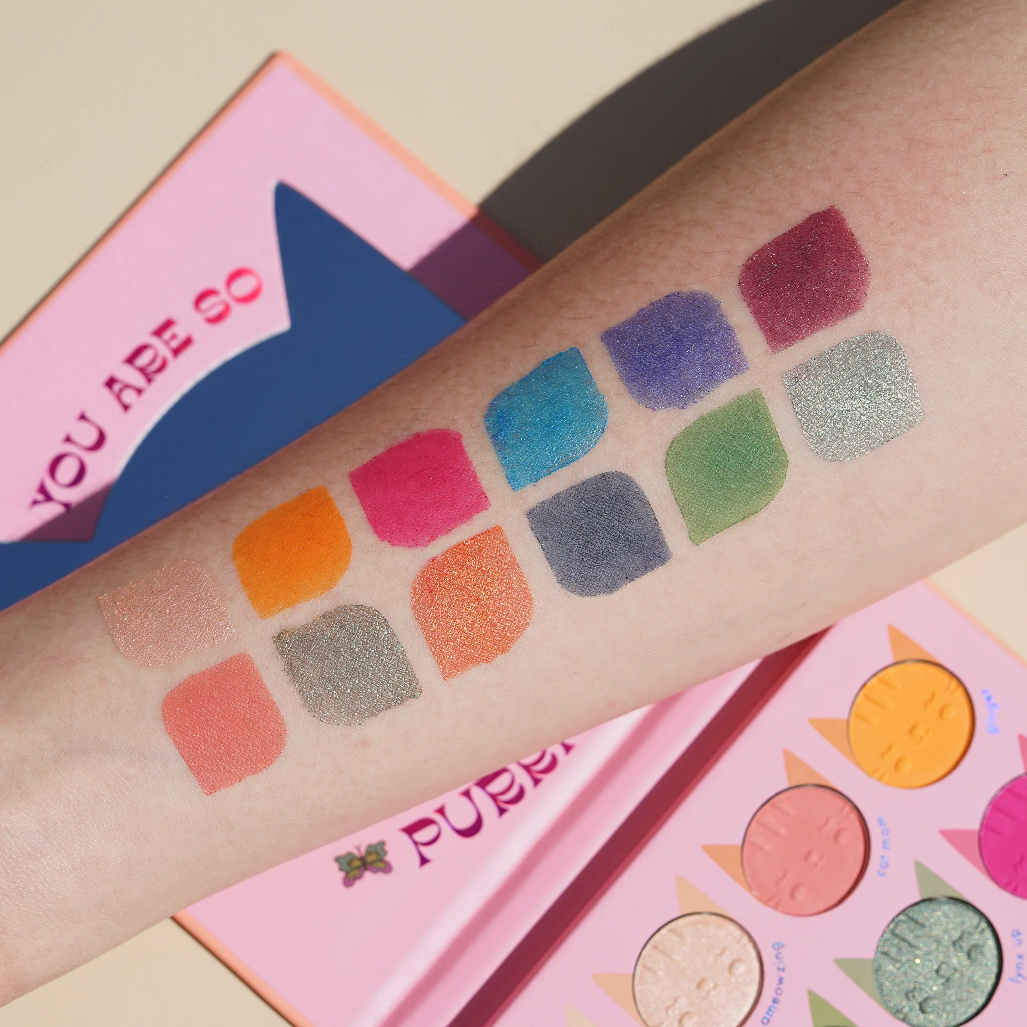 'Moment to Paws' Creative Beauty Palette - Image 2